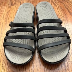 Crocs Rhonda Wedge Sandal Women’s size 6